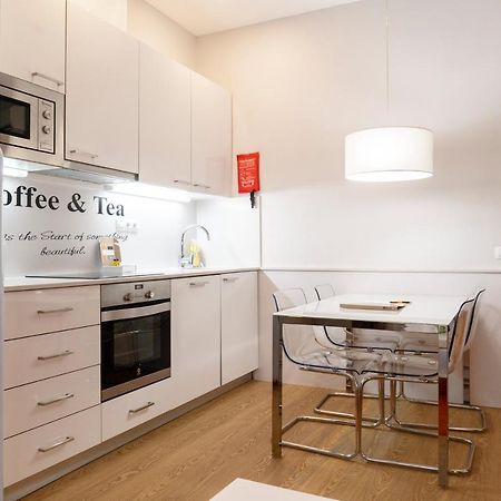 Apartament Dailyflats Barcelona Centre Zewnętrze zdjęcie