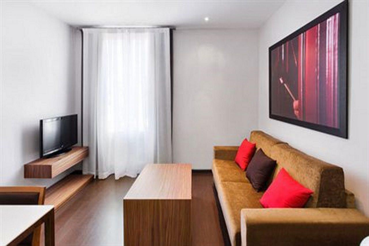 Apartament Dailyflats Barcelona Centre Zewnętrze zdjęcie