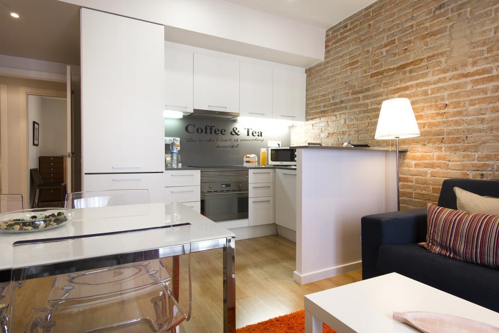 Apartament Dailyflats Barcelona Centre Zewnętrze zdjęcie