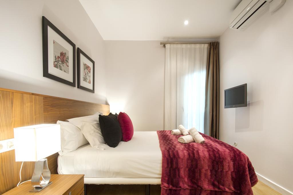 Apartament Dailyflats Barcelona Centre Zewnętrze zdjęcie