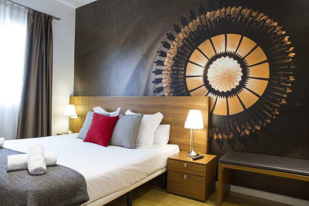 Apartament Dailyflats Barcelona Centre Zewnętrze zdjęcie