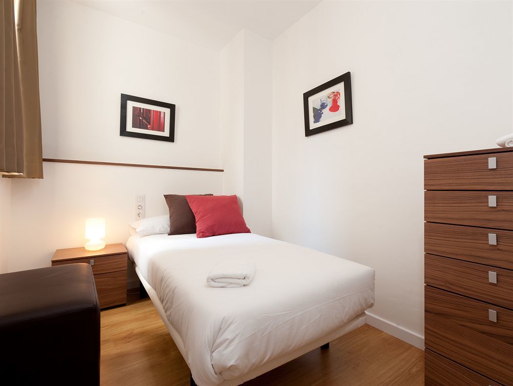 Apartament Dailyflats Barcelona Centre Zewnętrze zdjęcie