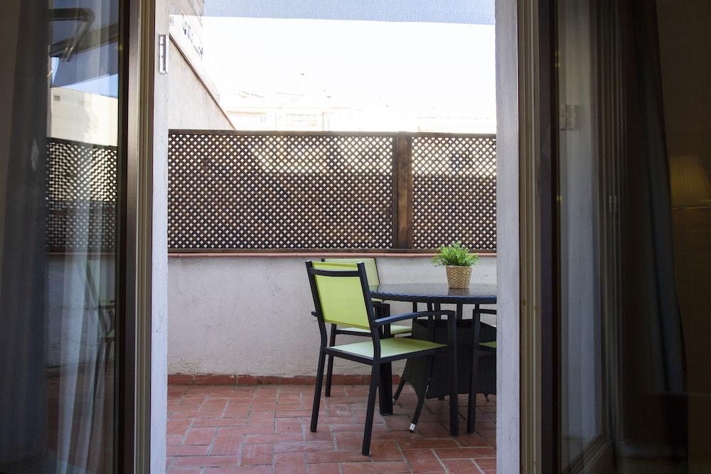 Apartament Dailyflats Barcelona Centre Zewnętrze zdjęcie